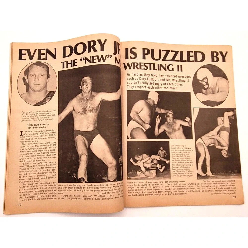 SPORTS REVIEW WRESTLING NOV 1974‎ WOMEN APARTMENT WRESTLING MR. WRESTLING II NWA